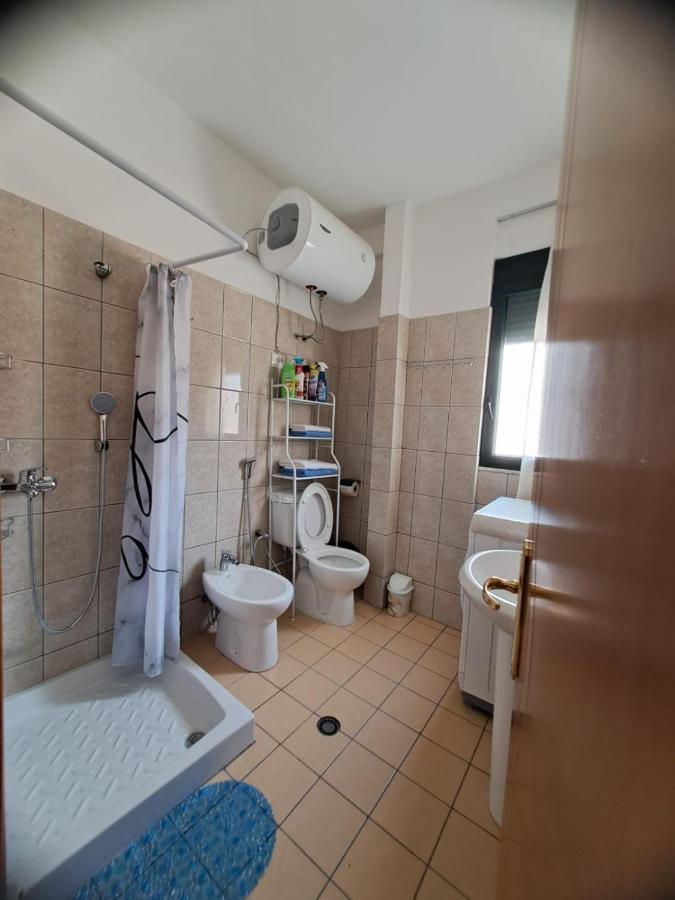 Appartement Rikardo Apartament à Vlorë Extérieur photo