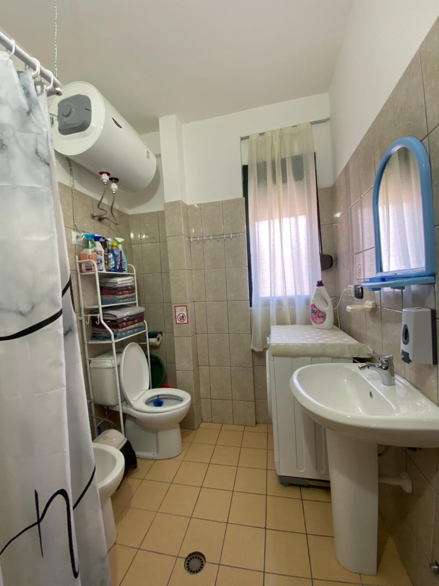 Appartement Rikardo Apartament à Vlorë Extérieur photo
